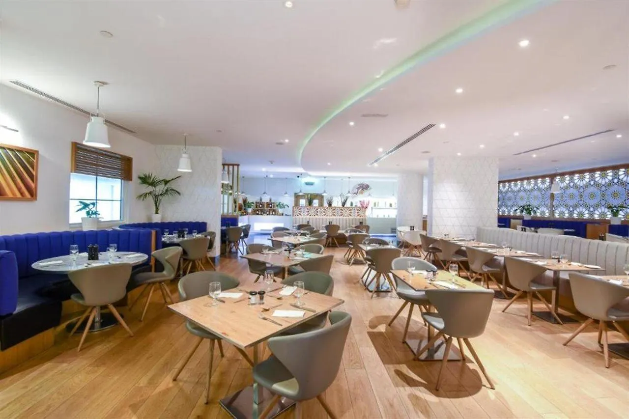Premier Inn Dubai International Airport Hotel