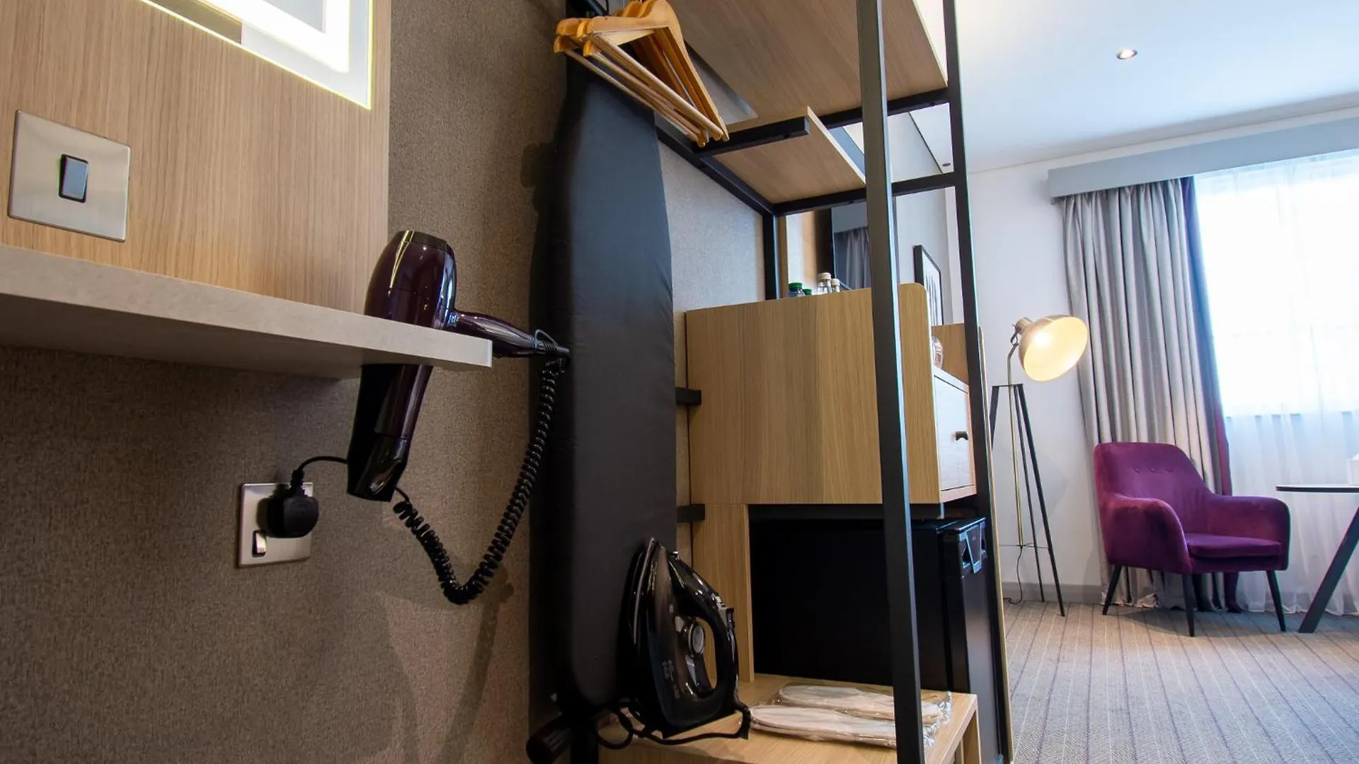 Premier Inn Dubai International Airport Hotel