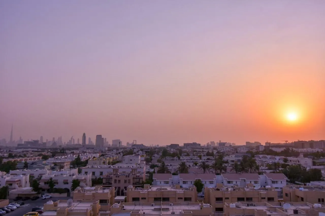 Premier Inn Dubai International Airport 3*,